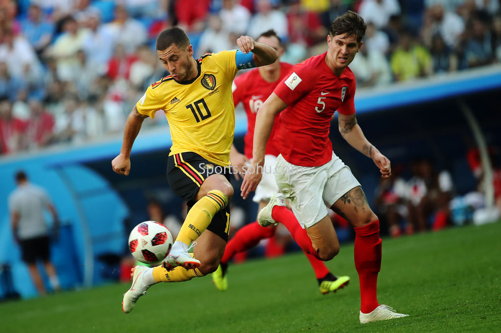 英雄联盟S12淘汰赛，JDG零封RGE成功晋级四强！