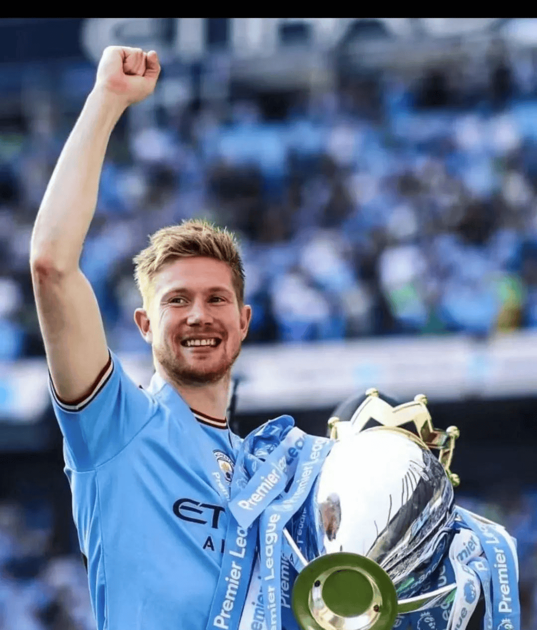 五冠大魔王！Faker斩获职业生涯第五座全球总决赛冠军