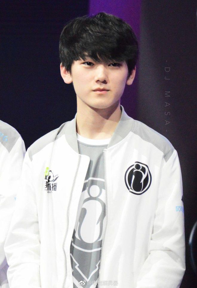 Fnatic 进行阵容调整并将 bodyy 放到替补席上；