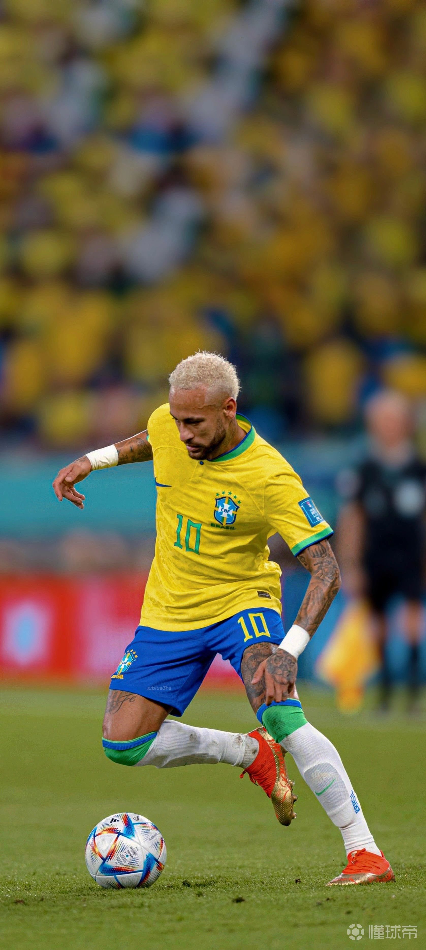 Xiaohu ：赛季初尝试了各种体系和阵容，现在摸索到了成果