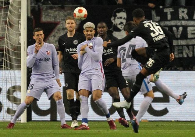 战舰轰鸣！大表哥的全白双杀吹响了反击的号角，Faze从1-2反弹淘汰VIT